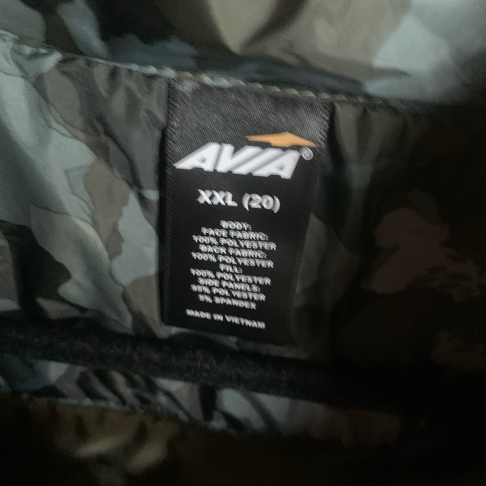 Avia Camouflage Puffer Vest - Picture 3 of 4